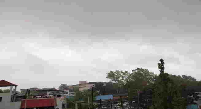 Weather Report:-झारखंड के लिए ऑरेंज और येलो का मौसम अलर्ट जारी किया गया है, पूरे राज्य में 1 अप्रैल तक बारिश और अगले दो घंटों के भीतर इन जिलों में बारिश की संभावना है 6 barishh