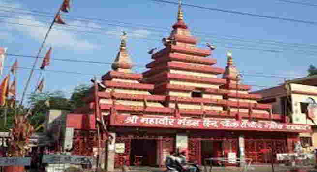 Ranchi News:-सुबह से ही उमड़ी मंदिरो में भक्तो की भीड़ , जानिए कौन से अखाड़े है कितने पुराने, किन रास्तो से निकलेगी शोभायात्रा , महावीर झंडो की क्या  है कीमत