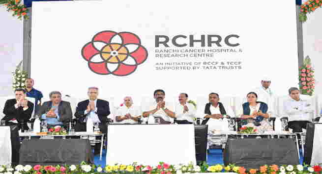 Ranchi News:-कैंसर हॉस्पिटल एंड कैंसर रिसर्च सेंटर का उद्घाटन ,कैंसर रोगी इलाज के लिए दूसरे राज्य जाते थे, अब यहीं संपूर्ण इलाज : हेमंत