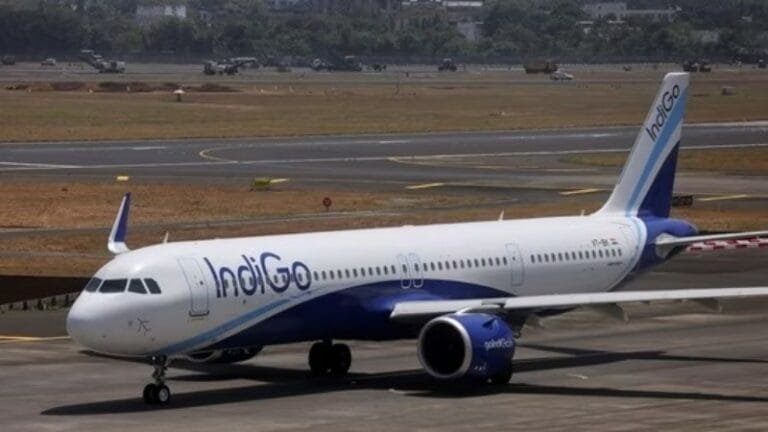Indigo: दिल्ली से रांची आ रही इंडिगो फ्लाइट तकनीकी कारण से दिल्ली में ही लैंड