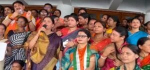 धनबाद - डीसी कार्यालय पर भाजपा महिला मोर्चा का आक्रोश प्रदर्शन 7 IMG 20240814 WA0017