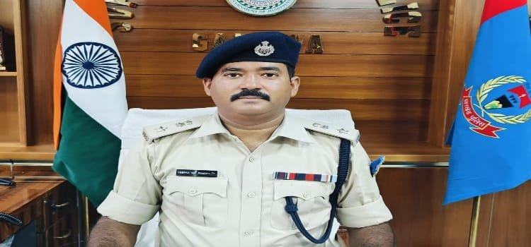 झारखंड पुलिस के 7 पुलिसकर्मियों को मिलेगा पुलिस पदक सम्मान 2 IMG 20240814 WA0025