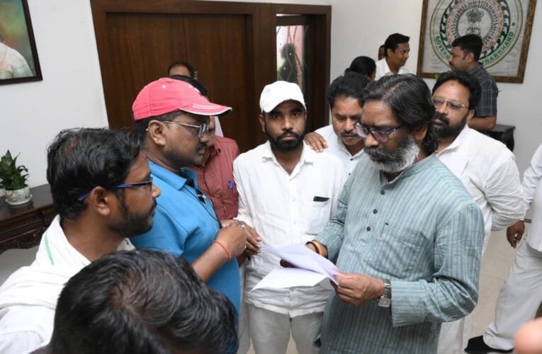 आम लोगों की समस्या से रूबरू हुए झारखंड के मुख्यमंत्री हेमंत सोरेन