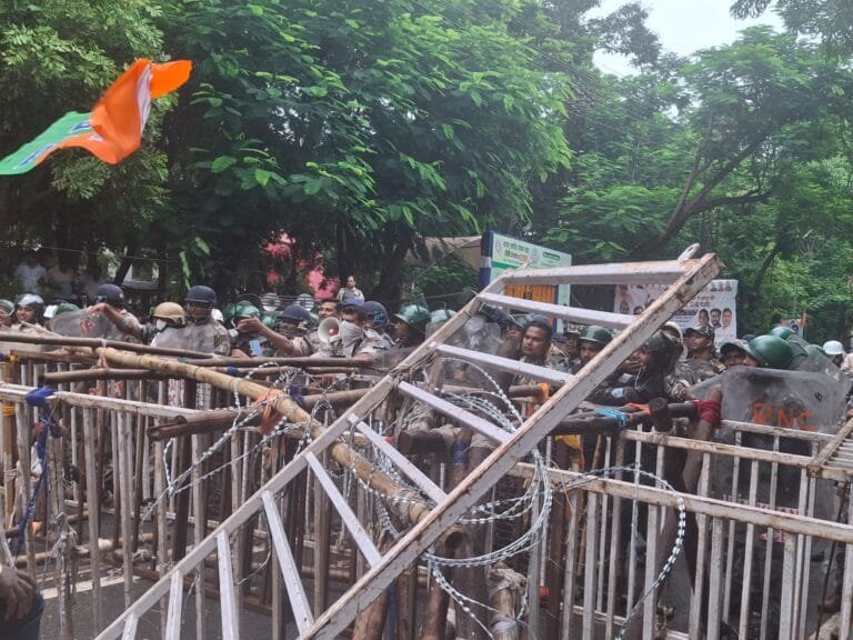 भाजपा युवा आक्रोश रैली में जमकर हुआ लाठी चार्ज के साथी साथ आक्रोश रैली का हुआ समापन!