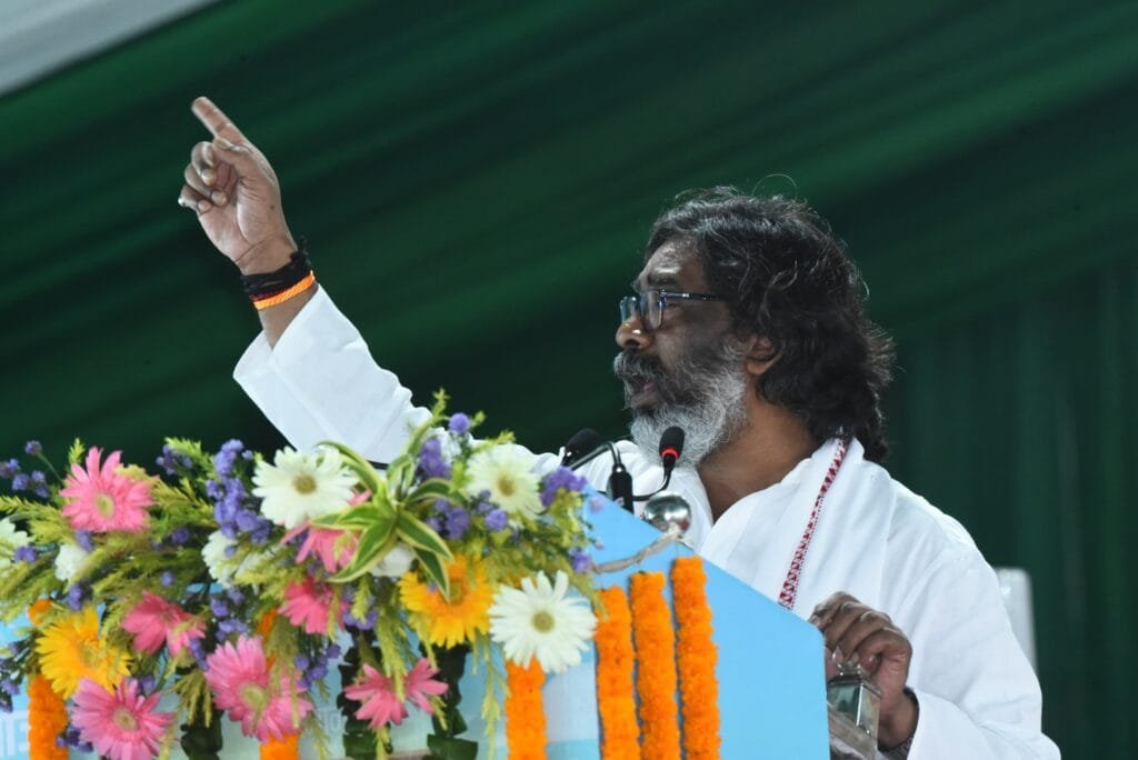 मुख्यमंत्री के सम्मान में आगामी 22 सितंबर को राजधानी के आईटीआई के समीप बजरा जतरा मैदान में मइया सम्मेलन का आयोजन: बंधु तिर्की, पूर्व मंत्री 4 IMG 20240905 WA0088 scaled