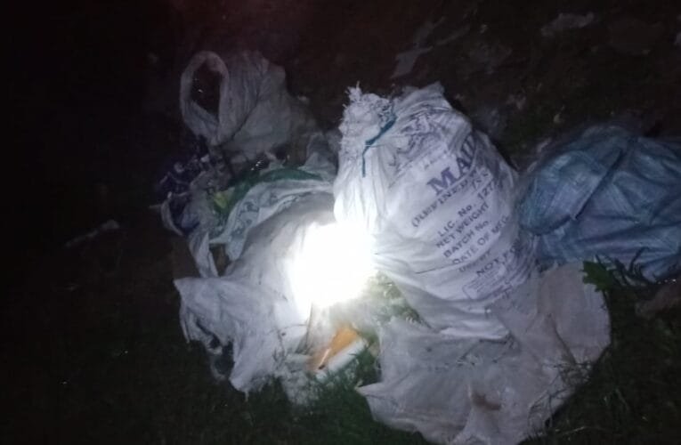 मिनी शराब फैक्ट्री का उदभेदन,दो कार समेत कई सामान बरामद