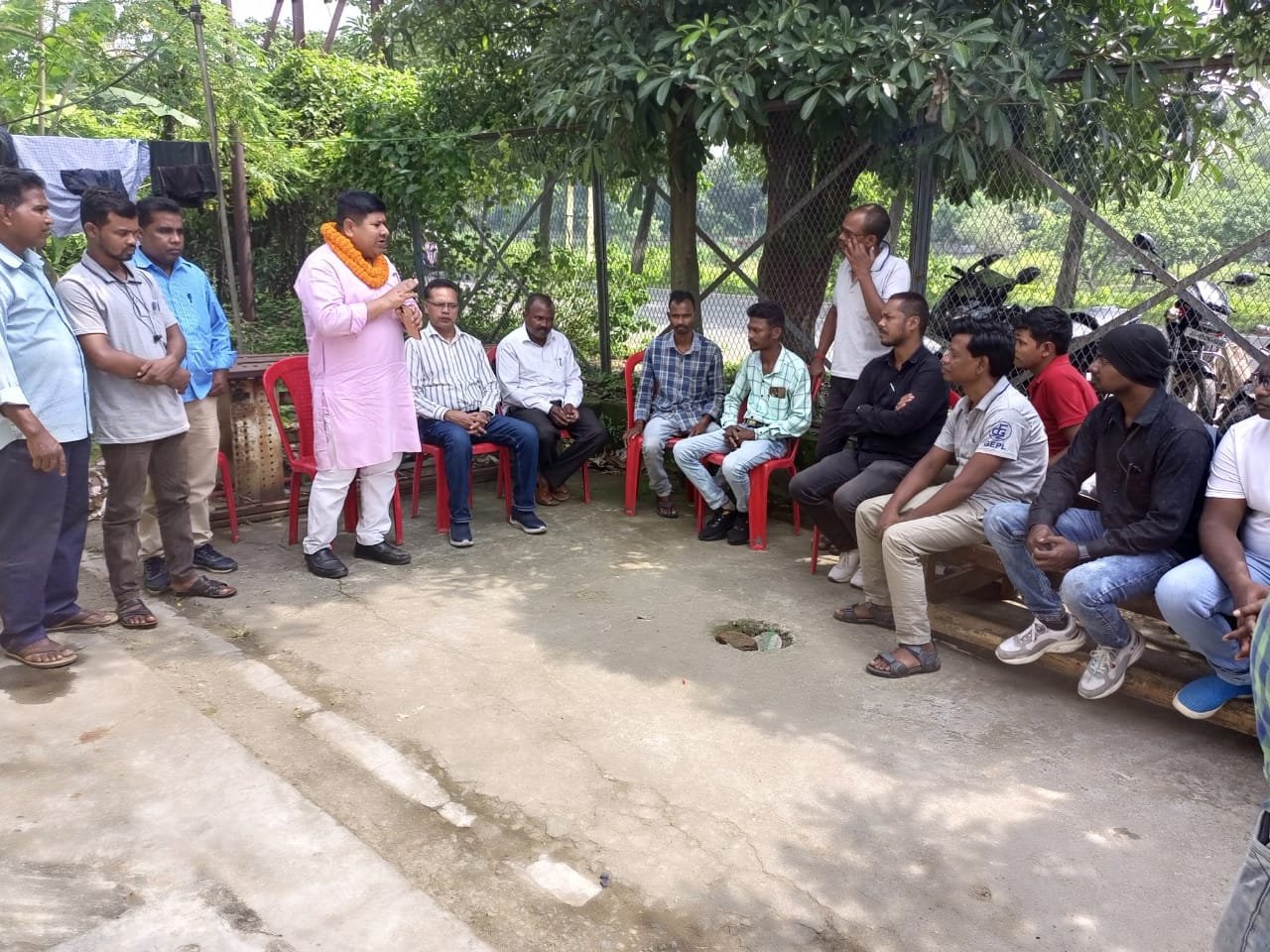 झारखंड ऊर्जा विकास श्रमिक संघ की ओर से 23 सितंबर को प्रातः11:00 बजे से प्रोजेक्ट भवन घेराव कार्यक्रम का आयोजन 4 IMG 20240922 WA0045