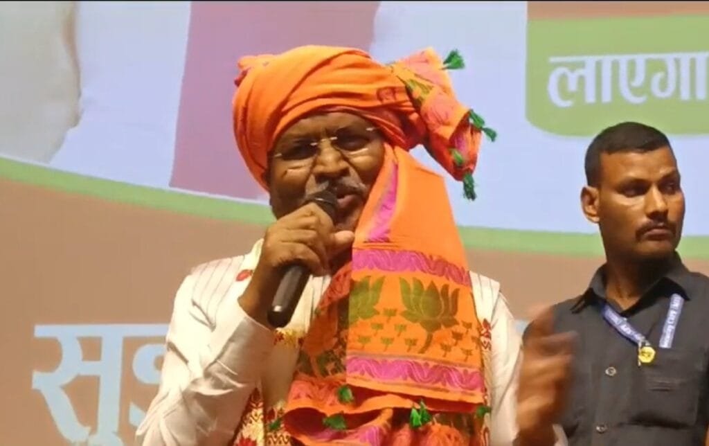 बीजेपी ने झारखंड में शुरू किया घोषणा पत्र सुझाव अभियान, प्रदेश अध्यक्ष बाबूलाल ने जनता से किया सीधा संवाद: 1 Screenshot 2024 09 01 19 41 46 457 com.whatsapp scaled