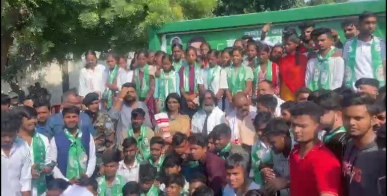 विधानसभा चुनाव से पहले झारखंड मुक्ति मोर्चा का बढ़ चूका कुनबा
