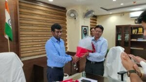 मंजूनाथ भजंत्री बनाए गए रांची के नए र उपायुक्त, उपायुक्त, मंजूनाथ भजंत्री ने किया पदभार ग्रहण 12 IMG 20241001 WA0019