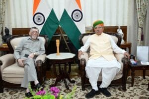 राज्यपाल संतोष कुमार गंगवार से आज केंद्रीय विधि और न्याय राज्य मंत्री (स्वतंत्र प्रभार) अर्जुन राम मेघवाल ने राज भवन में शिष्टाचार भेंट की 7 IMG 20241008 WA0049