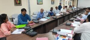 अब्सेंटी वोटर्स को पोस्टल बैलट द्वारा मतदान की सुविधा उपलब्ध कराने को लेकर हुई बैठक। 8 IMG 20241018 WA0123