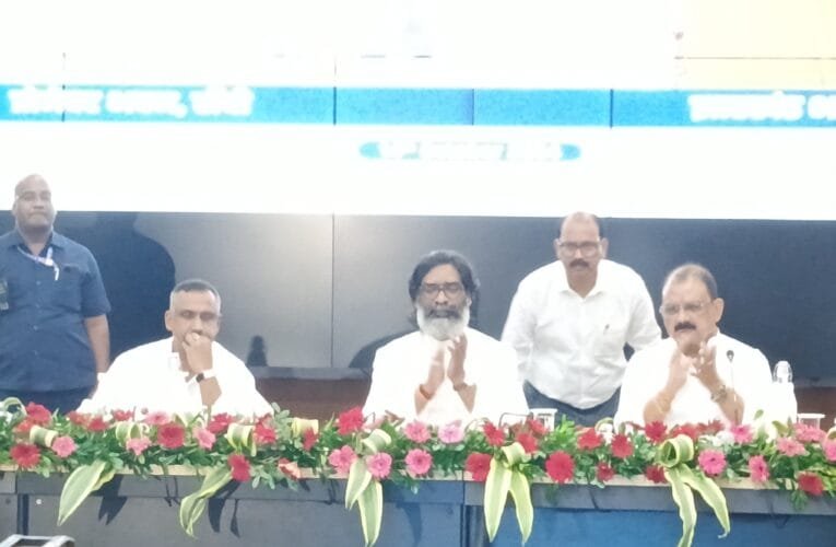 मुख्यमंत्री हेमंत सोरेन ने मुंबई में झारखंड भवन का किया शिलान्यास।