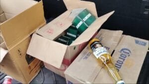 धनबाद जिले में चेकिंग के दौरान 3 लाख रुपए समेत भारी मात्रा में अंग्रेजी शराब जब्त। 7 Screenshot 2024 10 18 11 28 57 167 com.whatsapp copy 1280x720