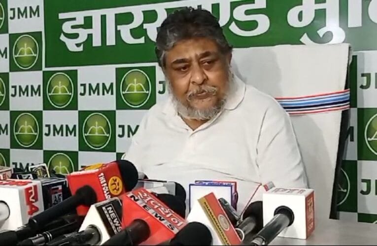 2024 विधानसभा चुनाव में प्रचंड बहुमत हासिल करने के बाद JMM के केंद्रीय महासचिव ने झारखंड वासियों को किया धन्यवाद।
