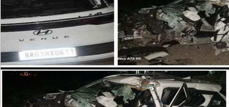 मोरहाबादी मैदान के पास तेज रफ्तार में जा रही कार ने सड़क किनारे पेड़ में मारी टक्कर,चार घायल, दो की हालत गंभीर 9 20241119 163055