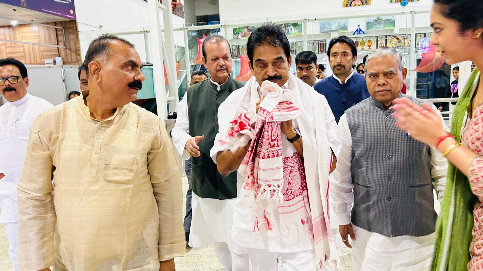 अखिल भारतीय कांग्रेस कमेटी के महासचिव एवं संगठन प्रभारी केसी वेणुगोपाल आज रांची दौरे पर। 4 IMG 20241101 WA0109