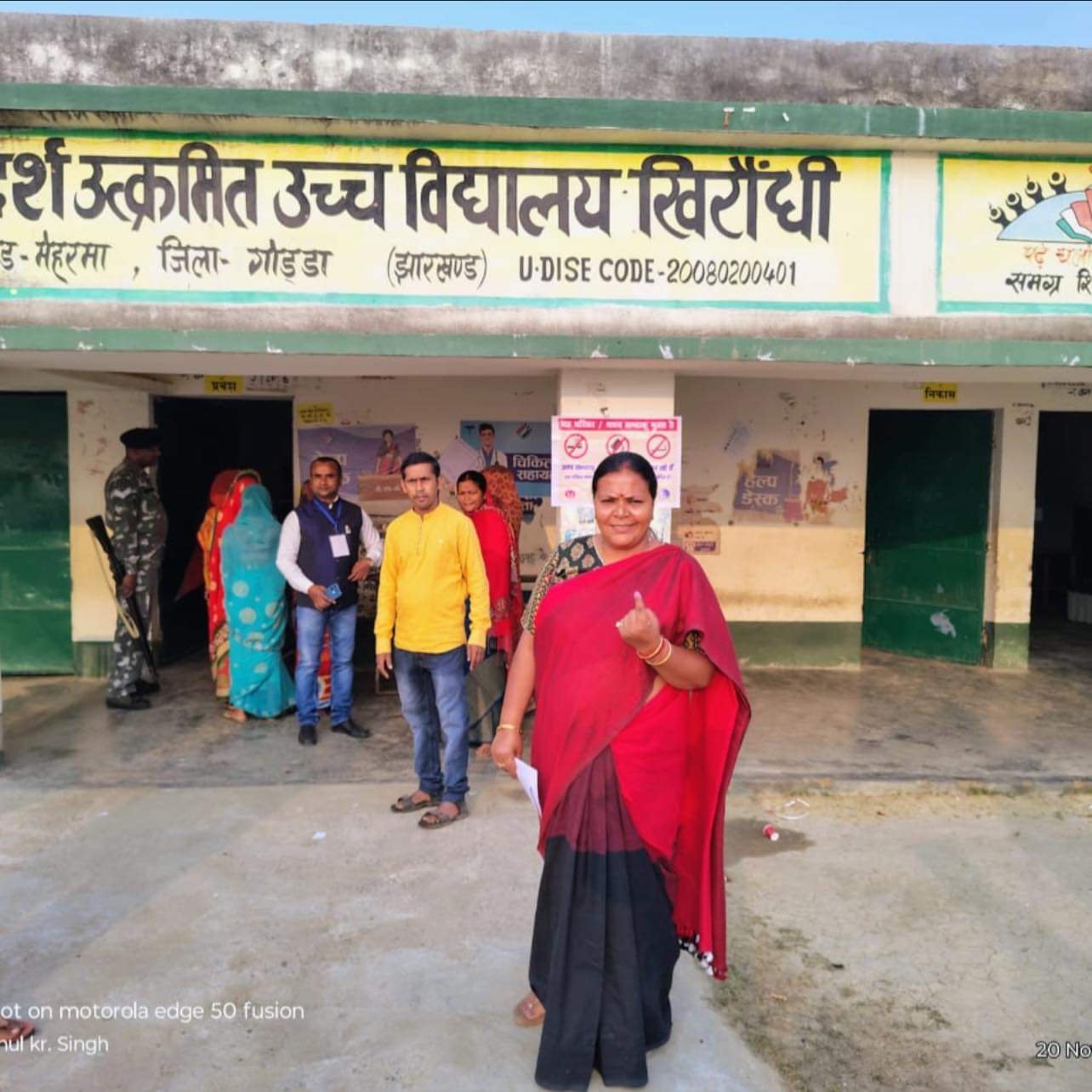 कांग्रेस प्रत्याशी मंत्री दीपिका पांडे सिंह ने किया मतदान। 6 IMG 20241120 WA0035