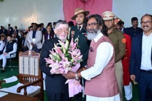 राज्य के 14वें मुख्यमंत्री के रूप में हेमंत सोरेन ने ली शपथ , राजधानी रांची के मोराबादी मैदान में सीएम हेमंत सोरेन का किया गया भव्य स्वागत। 12 IMG 20241128 WA0057