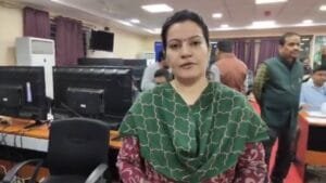 झारखंड विधानसभा चुनाव 2024 प्रथम चरण मतदान के लिएसभी बूथों पर वेबकास्टिंग के माध्यम से रखी जा रही निगरानी। 5 All booths are being monitored through webcasting