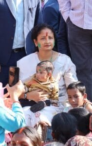 राज्य के विभिन्न जिलों से पहुंचीं पोषण सखी दीदियों ने झारखंड मुख्यमंत्री हेमंत सोरेन को दी बधाई। 3 IMG 20241207 WA0066