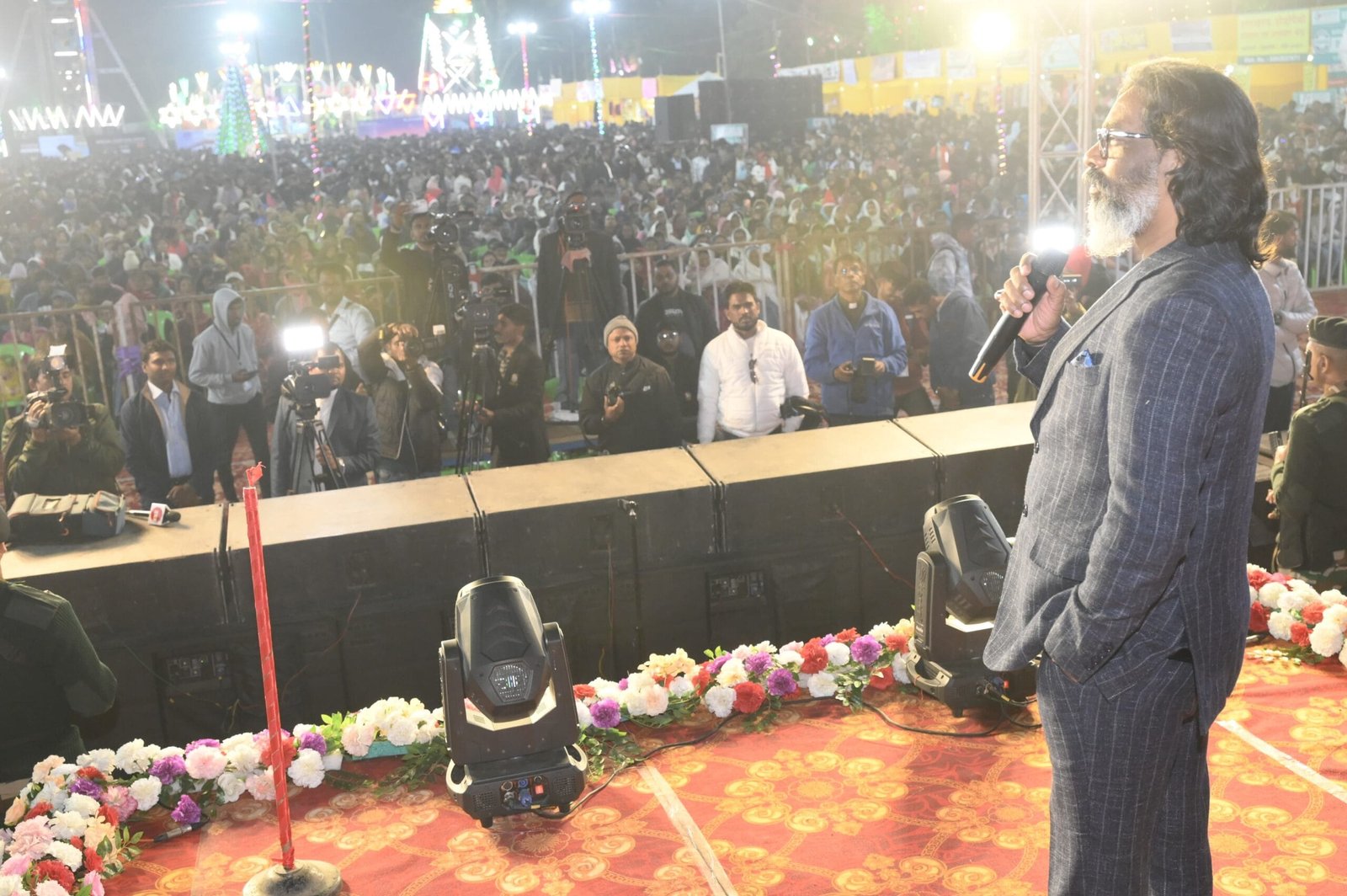 झारखंड मुख्यमंत्री हेमंत सोरेन ने समस्त राज्य वासियो को क्रिसमस के दी बधाई। 6 IMG 20241222 WA0169 1 scaled