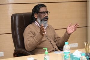 सीएम हेमन्त सोरेन ने झारखंड मंत्रालय में कल देर शाम अधिकारियों के साथ की उच्च स्तरीय बैठक। 7 IMG 20241227 WA0006