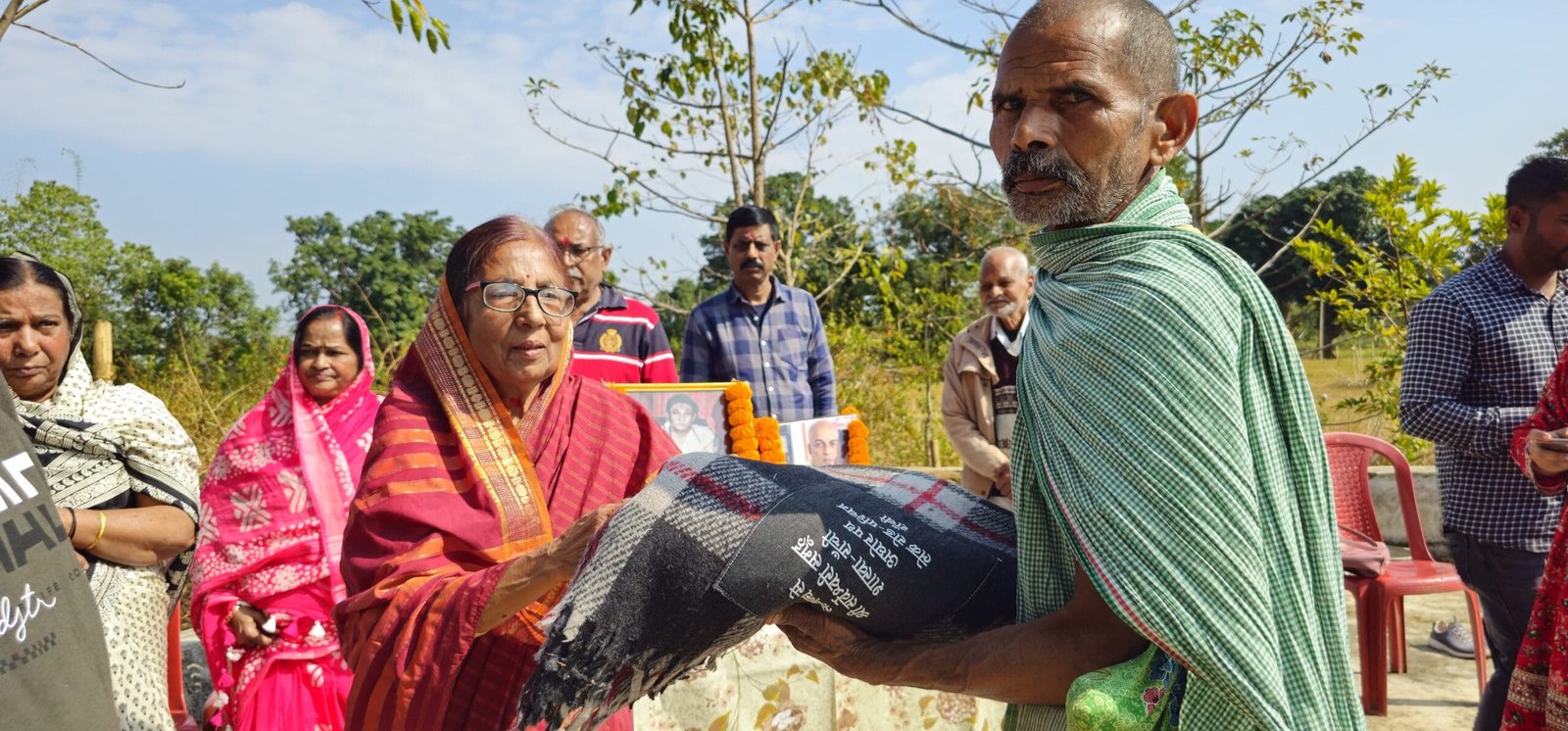श्री सवेश्वरी समूह - शाखा राँची द्वारा झारखंड के सिमडेगा जिले मे कम्बल वितरण कार्यक्रम का हुआ आयोजन। 9 IMG 20241230 WA0010 scaled