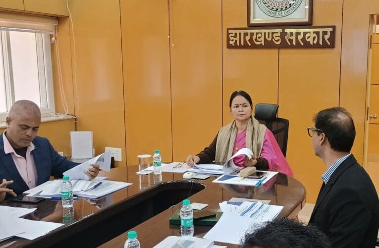 इंफ्रास्ट्रक्चर के कार्य को प्राथमिकता दें सभी उपायुक्तः अलका तिवारी