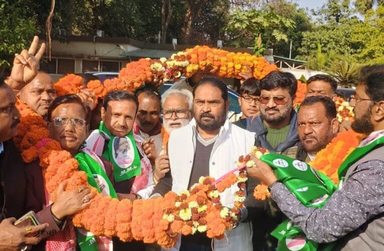 दिसोम गुरु शिबू सोरेन के जन्मदिन आज