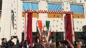 सुभाष चंद्र बोस की 128वीं जयंती आज। राजधानी रांची में 7.5 फिट की प्रतिमा का किया गया अनावरण। 