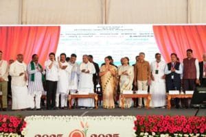 बेंगलुरु में अंतरराष्ट्रीय व्यापार मेला में शामिल हुई झारखण्ड कृषि , पशुपालन एवं सहकारिता मंत्री शिल्पी नेहा तिर्की। 6 IMG 20250123 WA0059