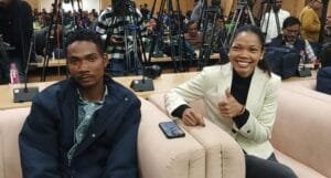 हॉकी टीम की कप्तान सलीमा टेटे और ओलंपियन निक्की प्रधान को हरमू में जमीन देगी सरकार, आज सौंपे जायेंगे कागजात 5 Government will give land in Harmu to hockey team captain Salima Tete and Olympian Nikki Pradhan, papers will be handed over today...