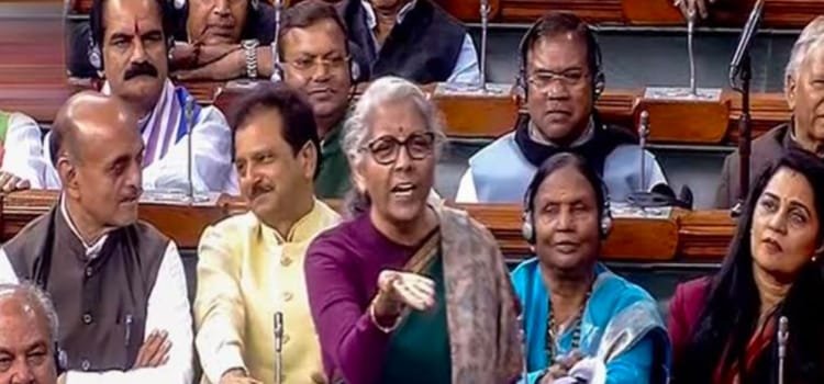 मध्यम वर्ग का बजट ! वित्त मंत्री निर्मला सीतारमण ने किया सुनहरा बजट पेश 7 20250201 132107