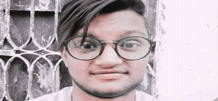 जमशेदपुर में सरेआम युवक को गोली मारी , दहशत 20250219_170432