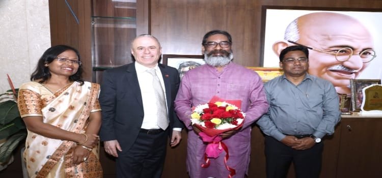 मुख्यमंत्री हेमंत सोरेन से अंतरराष्ट्रीय संस्था वर्ल्डबीइंग के मुख्य कार्यपालक पदाधिकारी स्टीव लेवेन्थल (यूएसए) ने की मुलाकात, 5 20250221 192438