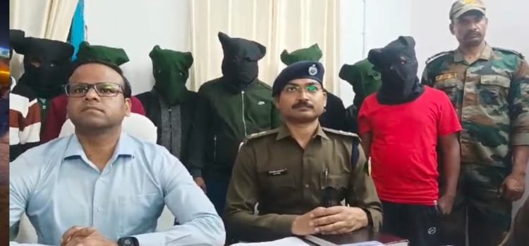 जामताड़ा : आठ साइबर अपराधियों को गिरफ्तार 5 20250222 131838