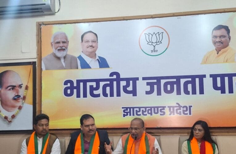 पूर्व प्रधानमंत्री अटल बिहारी वाजपेई के व्यक्तित्व और कृतित्व पर कार्यक्रमों की श्रृंखला तैयार कर रही बीजेपी।