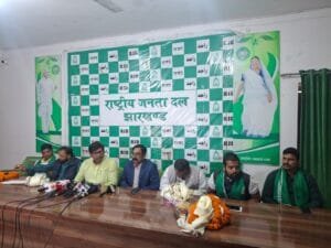 केंद्रीय बजट पर राष्ट्रीय जनता दल भाजपा पर ठीकरा फोड़ा। 3 Rashtriya Janata Dal blames BJP on the Union Budget.