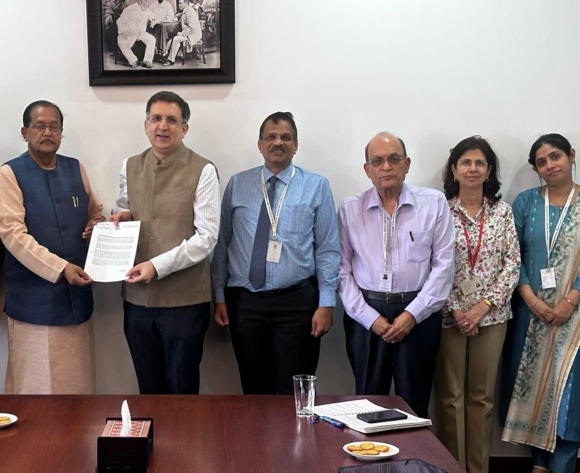 Minister Radhakrishna Kishore held an important meeting with Tata Trusts CEO Siddharth Sharma to strengthen cancer care in Jharkhand.