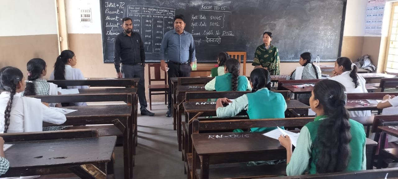 जमशेदपुर उपायुक्त के निर्देश पर सभी अधिकारियों ने जैक बोर्ड परीक्षा केन्द्रों का निरीक्षण कर विधि व्यवस्था संधारण का लिया जायजा। 4 IMG 20250222 WA0015
