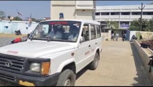 रांची के मैट्रिक एग्जाम सेंटर में स्टूडेंट का तबियत बिगड़ा भेजा गया अस्पताल। 4 IMG 20250225 WA0031