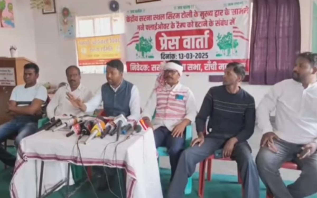 निर्माणाधीन फ्लाईओवर के रैंप हटाने की सरना प्रार्थना सभा ने की मांग 4 20250313 204105