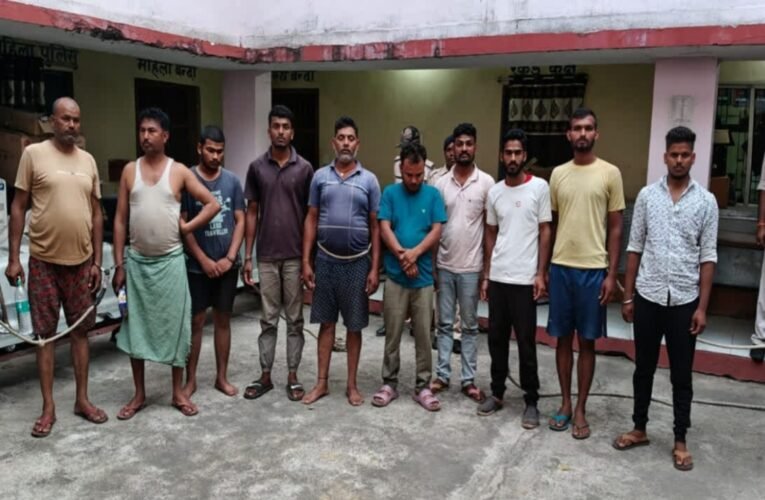 नामकुम दो गुटों  के बीच हिंसा मामले में पुलिस ने 5 महिला समेत 15  गिरफ्तार