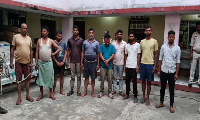 नामकुम दो गुटों  के बीच हिंसा मामले में पुलिस ने 5 महिला समेत 15  गिरफ्तार