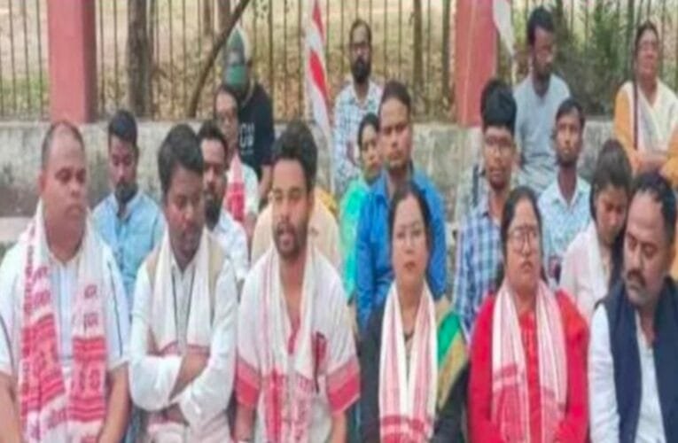 रांची आदिवासी संगठनों का मशाल जुलूस आज कल रांची बंद