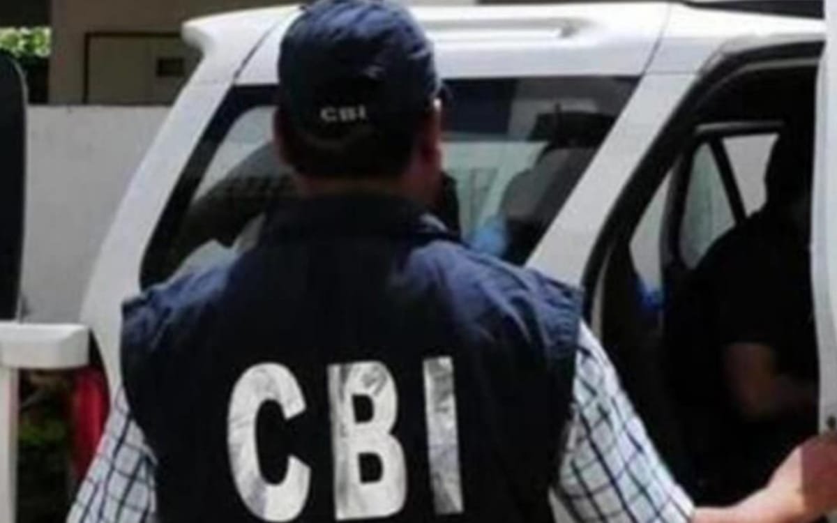 CBI का बड़ा एक्शन, NHAI के GM समेत चार अरेस्ट 5 20250325 093559