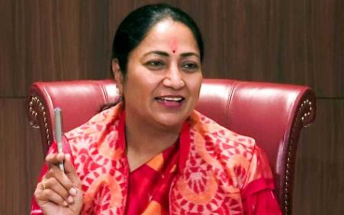 27 साल बाद आज BJP सरकार पेश करेगी दिल्ली का बजट 4 20250325 102858