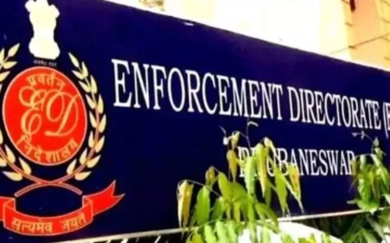 पटना में चीफ इंजीनियर के ठिकानों पर ED की रेड, करोड़ों की नकदी बरामद