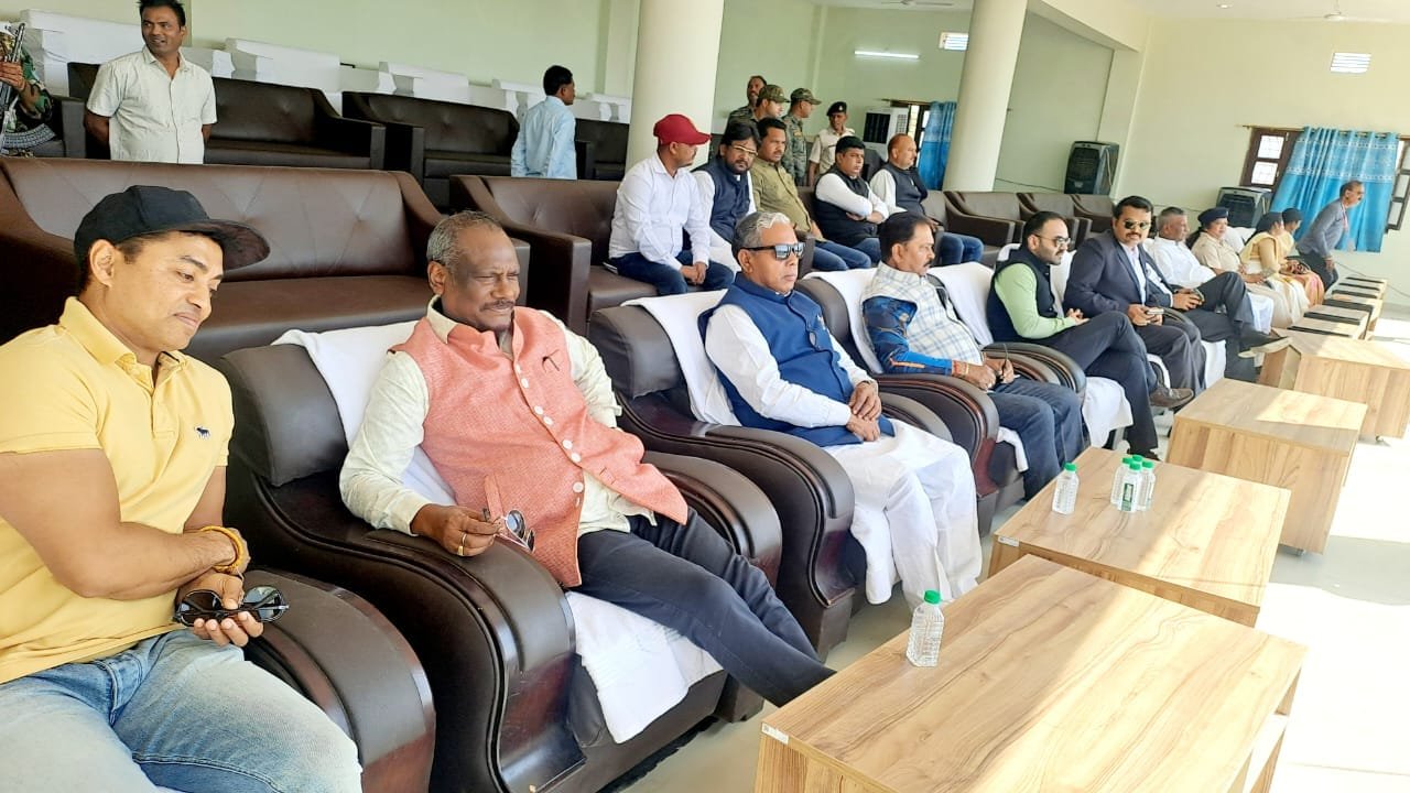 लोहरदगा क्रिकेट एसोसिएशन के द्वारा स्वर्गीय श्री शिव प्रसाद साहू मेमोरियल टी 20 2025 क्रिकेट टूर्नामेंट का आयोजन की हुई शुरुआत। 4 IMG 20250305 WA0027